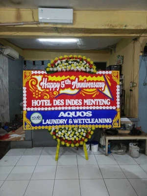Papan Bunga di Suntenjaya Lembang
